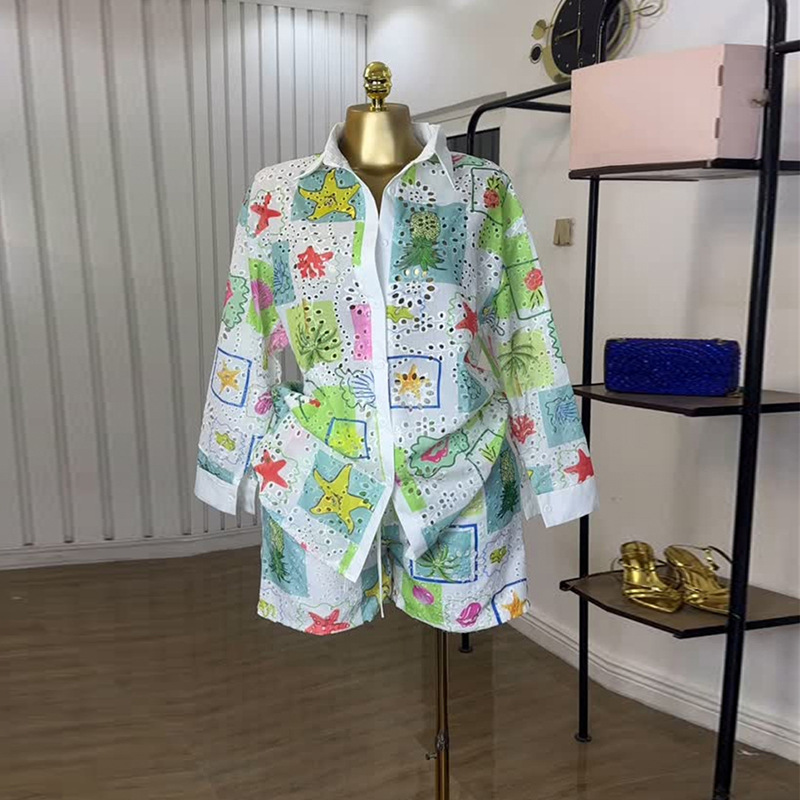 European and American cross-border women's clothing 2025 summer new fashionable printed hollow collar long sleeved shirt shorts casual set European and American cross-border women's clothing 2025 summer new fashionable printed hollow collar long sleeved shirt shorts casual set