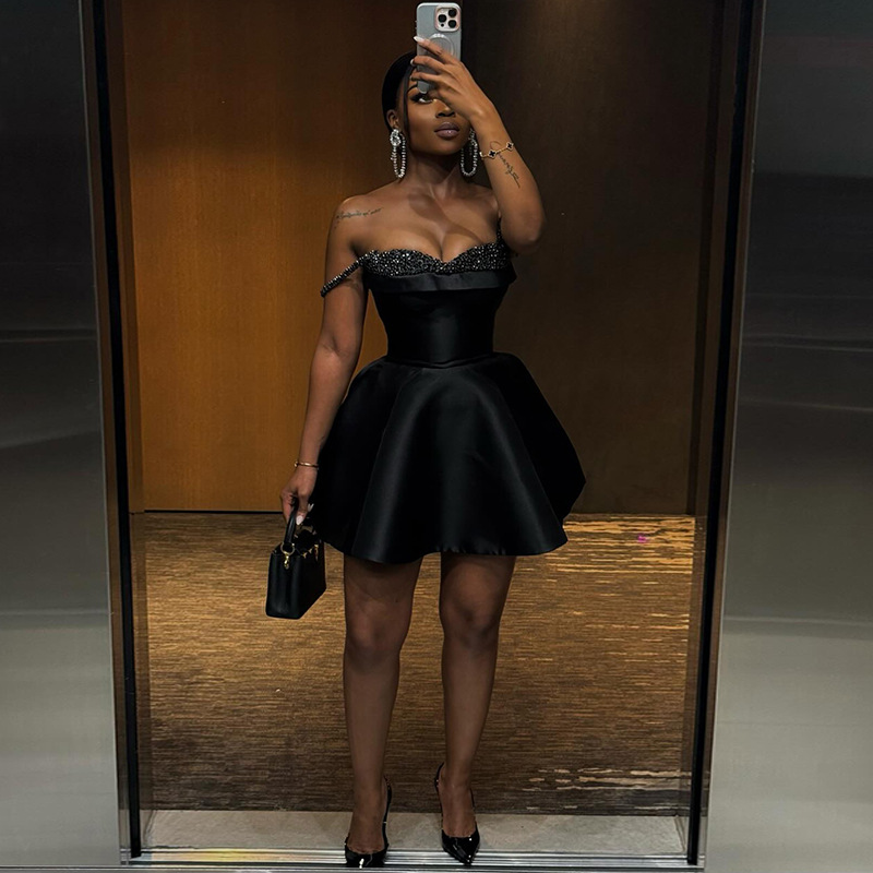 European and American women's clothing 2025 spring new style elegant temperament sequin splicing strapless suspender dress short skirt European and American women's clothing 2025 spring new style elegant temperament sequin splicing strapless suspender dress short skirt