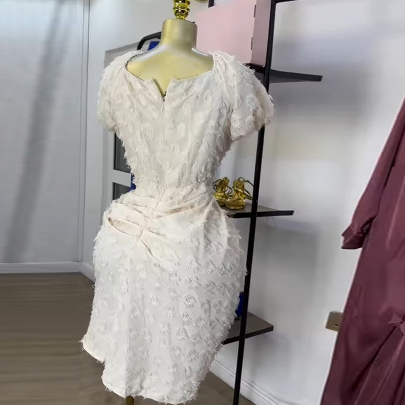 European and American cross-border women's clothing 2025 summer new style temperament V-neck jacquard short sleeved high waisted short sleeved dress European and American cross-border women's clothing 2025 summer new style temperament V-neck jacquard short sleeved high waisted short sleeved dress