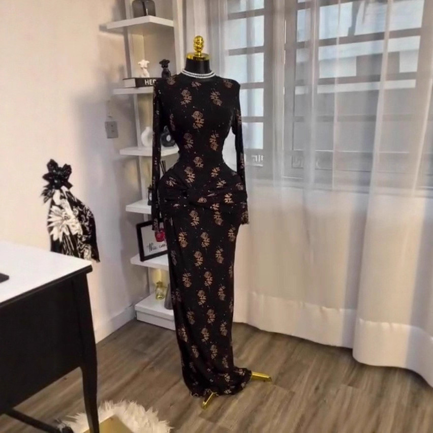 Spot 2025 cross-border European and American women's printed long sleeved dress with elegant temperament, black long skirt with pleats, slimming dress Spot 2025 cross-border European and American women's printed long sleeved dress with elegant temperament, black long skirt with pleats, slimming dress