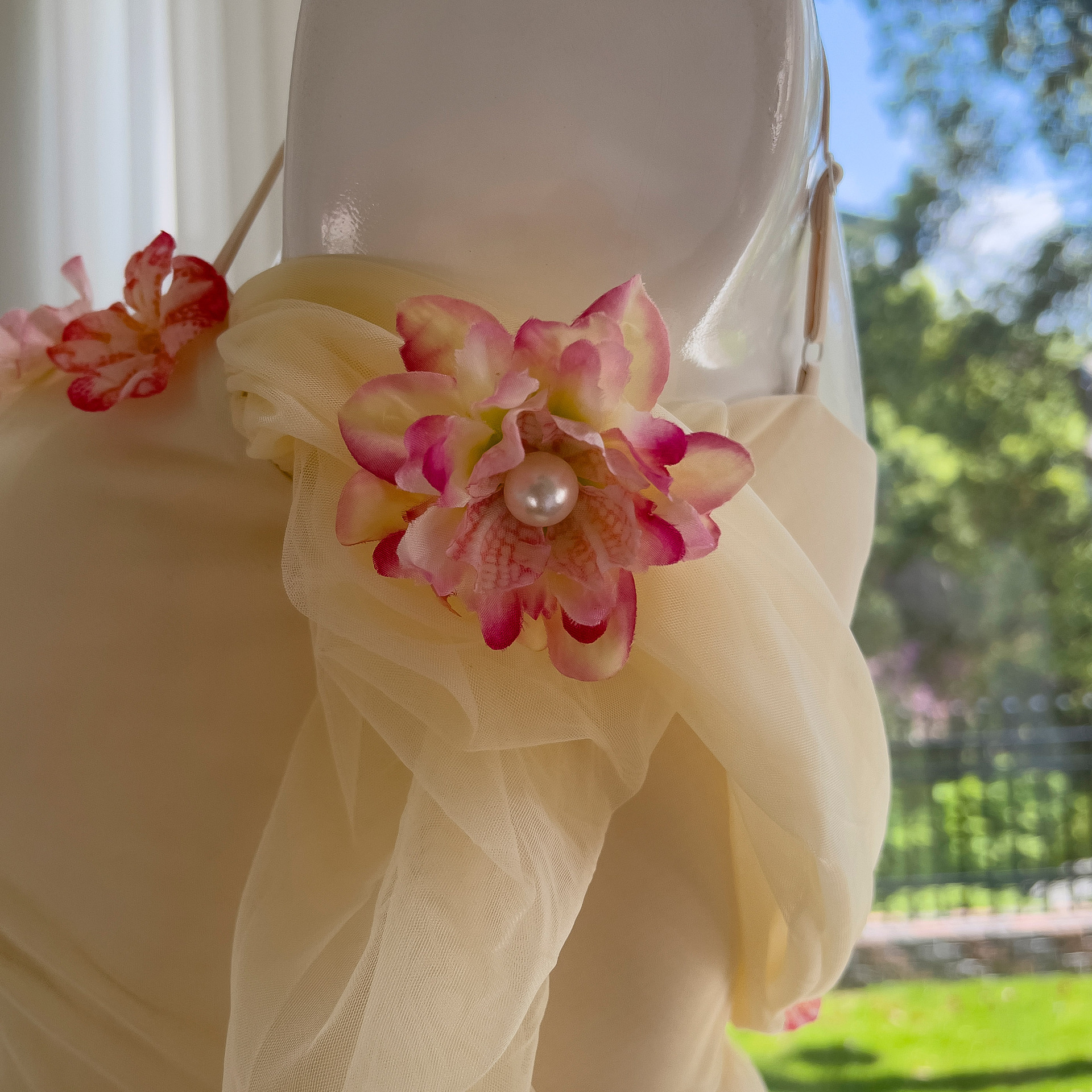 2024 Spring/Summer New Product Elegant Temperament Strap Waist for Slimming and Longevity Mesh Dress 68514 2024 Spring/Summer New Product Elegant Temperament Strap Waist for Slimming and Longevity Mesh Dress 68514