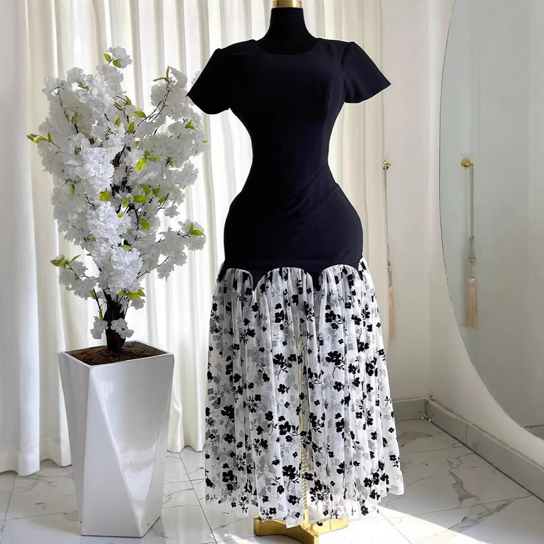 In stock 2025 new dress women's summer round neck mesh floral patchwork French long skirt In stock 2025 new dress women's summer round neck mesh floral patchwork French long skirt