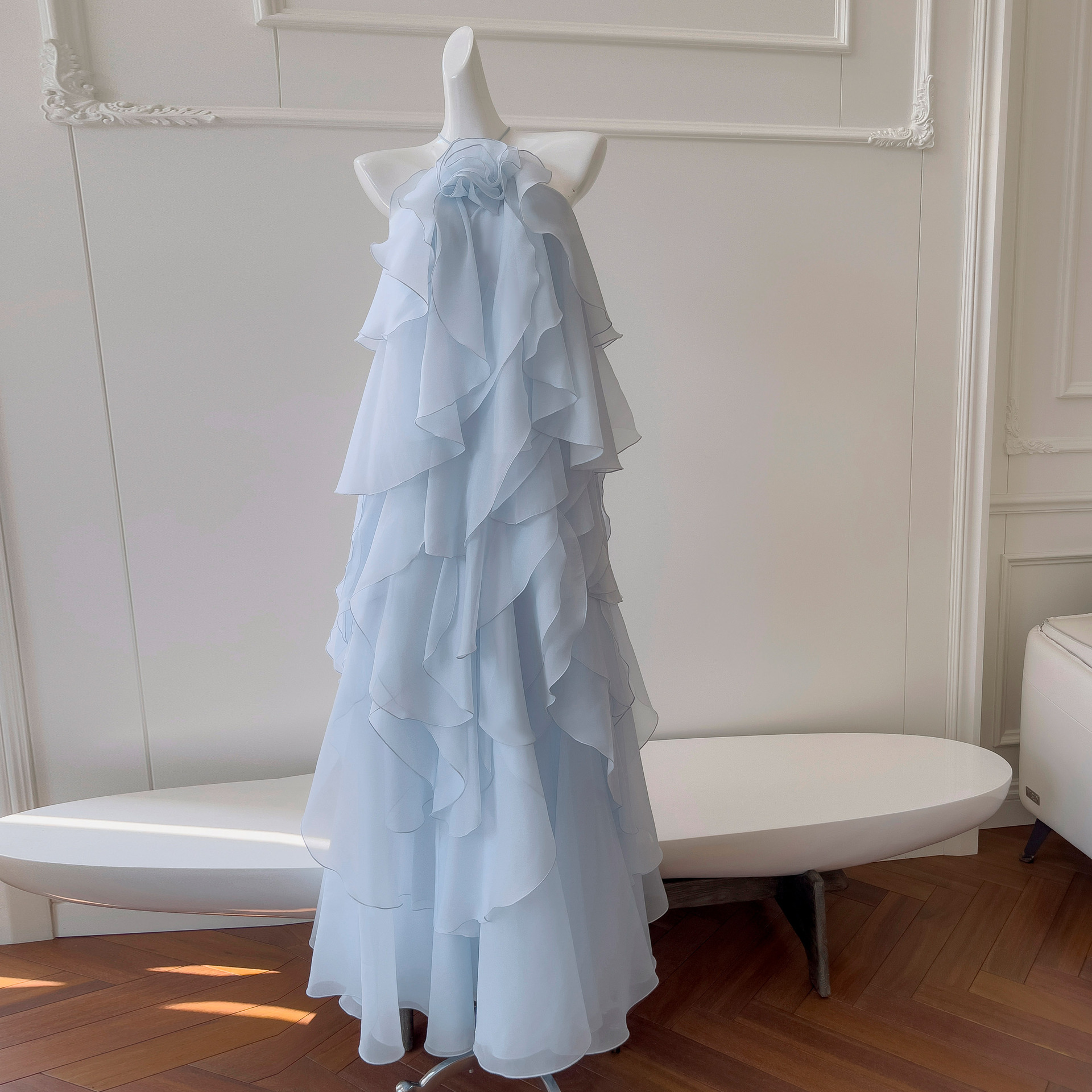 Elegant blue dress with camisole and neck hanging, elegant temperament and socialite. Long cake skirt with ruffled edges. Age reducing dress 69320 Elegant blue dress with camisole and neck hanging, elegant temperament and socialite. Long cake skirt with ruffled edges. Age reducing dress 69320