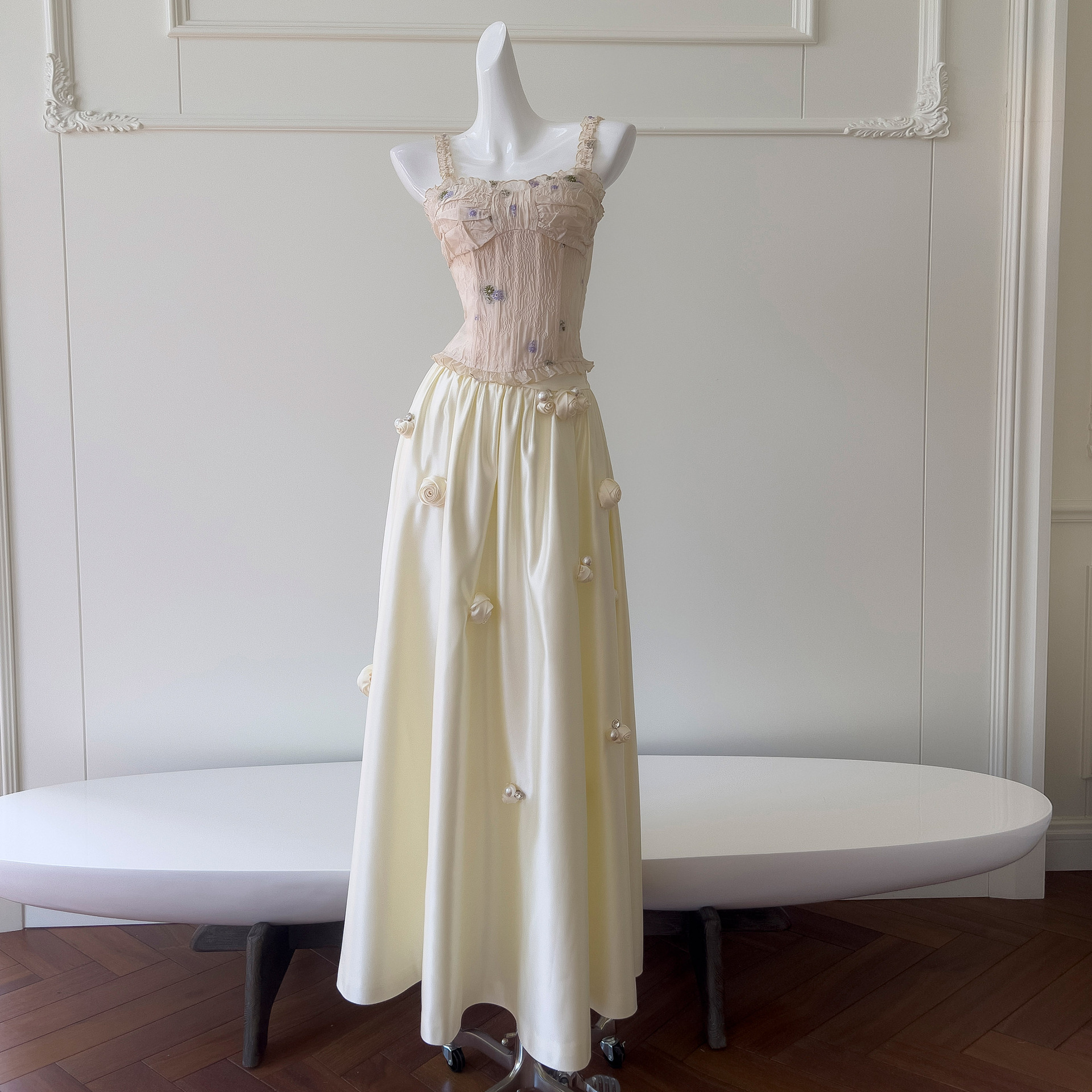 2025 summer new lace top small shirt paired with umbrella skirt mid length skirt 71036+71268+51347 2025 summer new lace top small shirt paired with umbrella skirt mid length skirt 71036+71268+51347