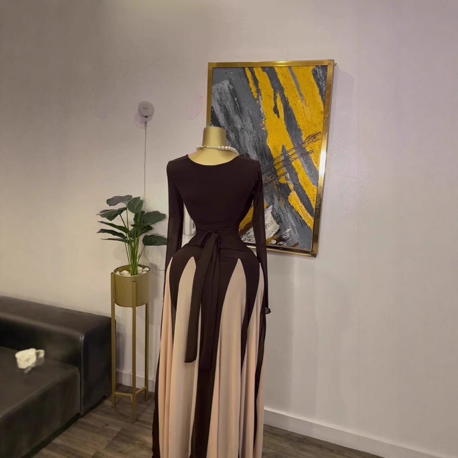 Spot 2025 European and American women's strapless long skirt temperament splicing vacation belt temperament long sleeved waist cinching dress Spot 2025 European and American women's strapless long skirt temperament splicing vacation belt temperament long sleeved waist cinching dress