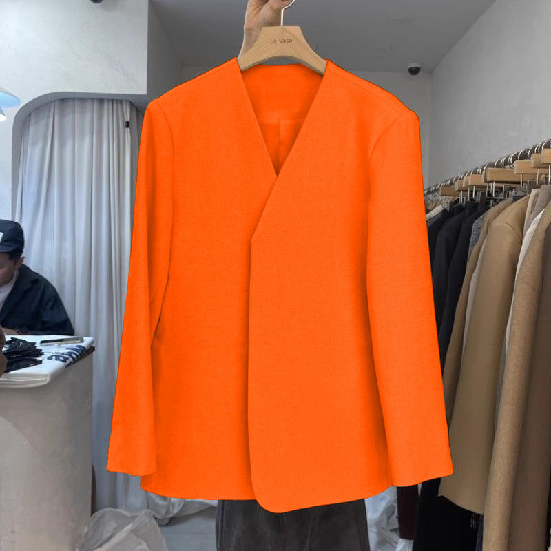 Autumn suit jacket for women, 2025 spring new Korean style design, niche fashion temperament, commuting small suit for women Autumn suit jacket for women, 2025 spring new Korean style design, niche fashion temperament, commuting small suit for women