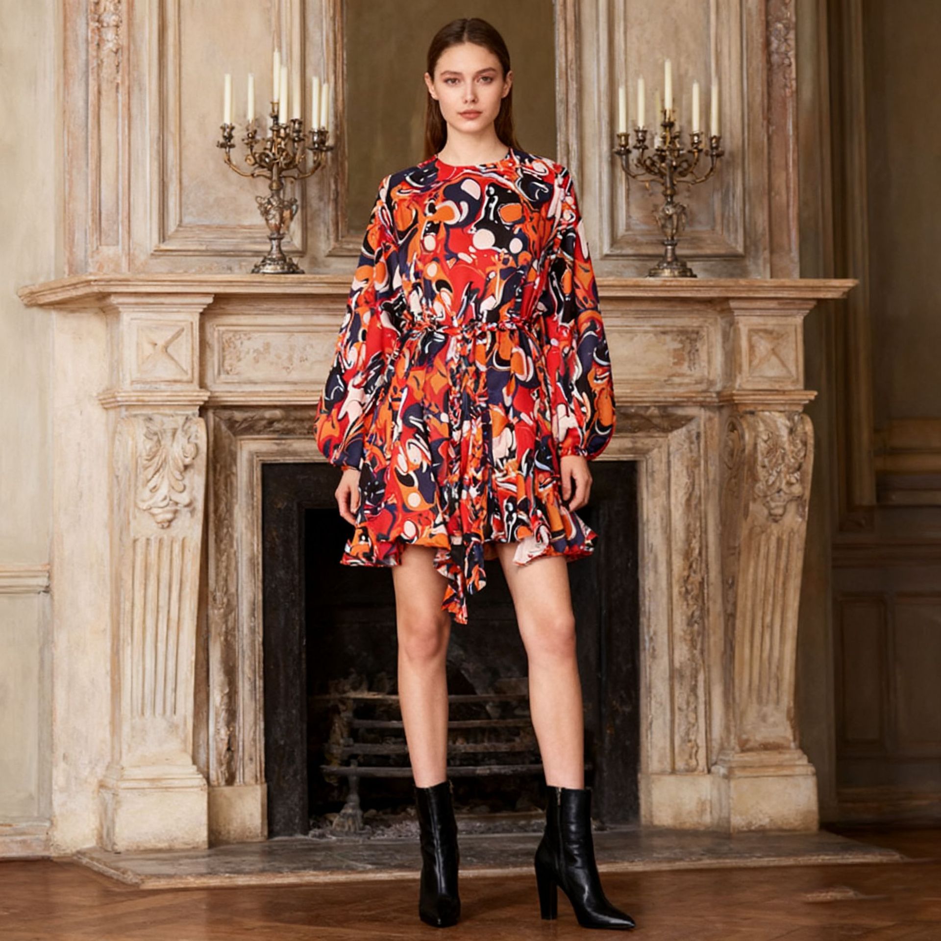 European and American Cross border Dress 2025 New Rural Style Retro Printed Round Neck Lantern Sleeve Strap Waist Short Skirt for Women