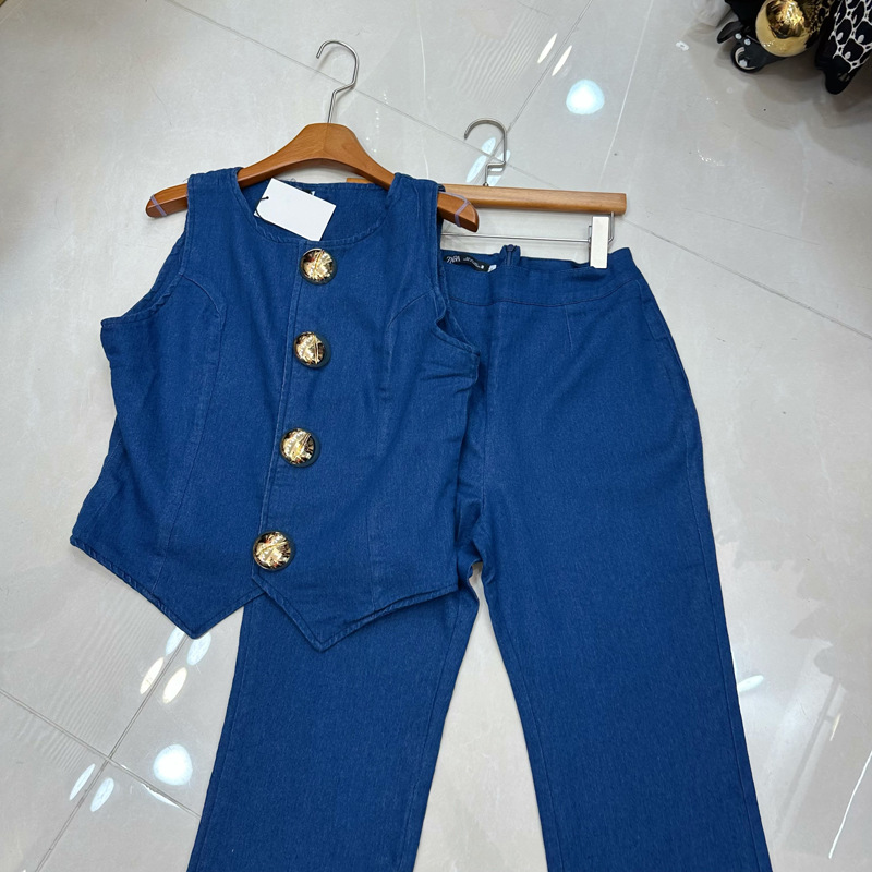 Thirteen line Australian design metal buckle round neck sleeveless denim vest+high waisted denim suit A2 # 8356 Thirteen line Australian design metal buckle round neck sleeveless denim vest+high waisted denim suit A2 # 8356