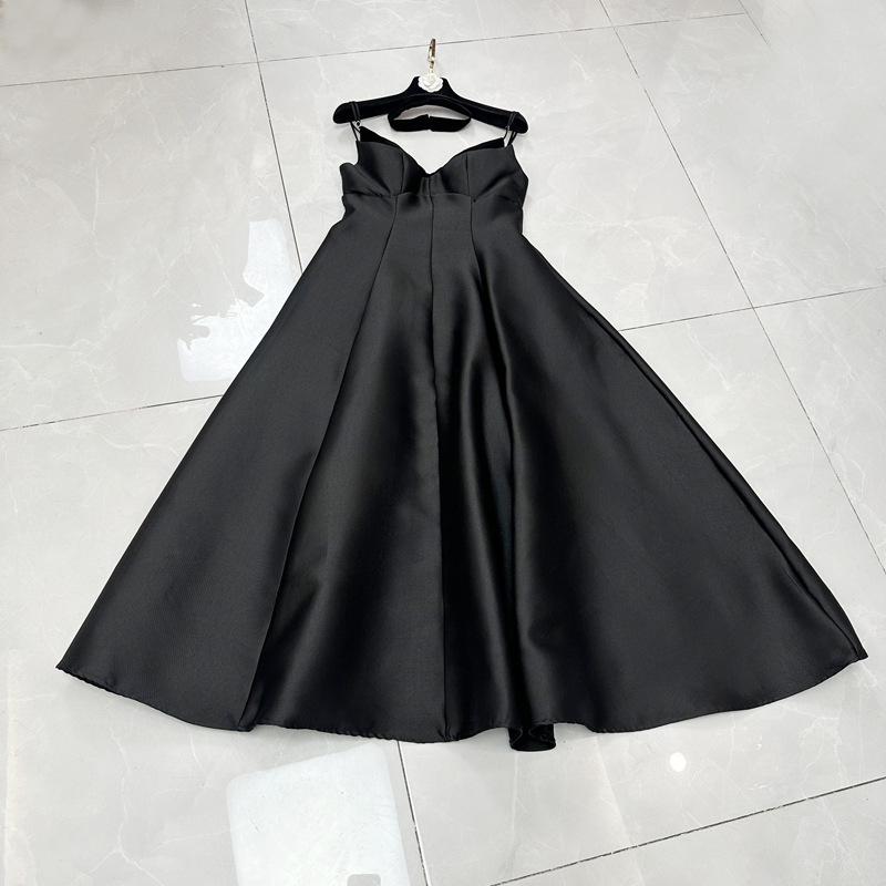 Thirteen line French velvet patchwork suspender with waist cinching and hanging feeling, big hem, small black dress, formal dress A3 # 6589 Thirteen line French velvet patchwork suspender with waist cinching and hanging feeling, big hem, small black dress, formal dress A3 # 6589