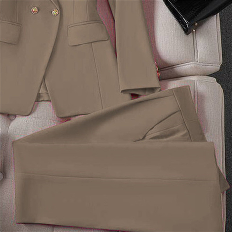 Small suit retro jacket slim fashion 2025 Spring and Autumn women's Korean version casual design sense top and trousers set Small suit retro jacket slim fashion 2025 Spring and Autumn women's Korean version casual design sense top and trousers set