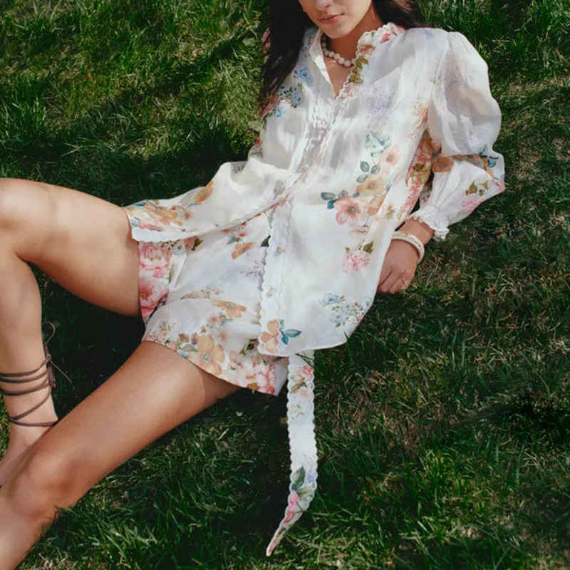 French retro countryside style two-piece set 2025 new single breasted lace shirt+fashionable belt printed shorts French retro countryside style two-piece set 2025 new single breasted lace shirt+fashionable belt printed shorts