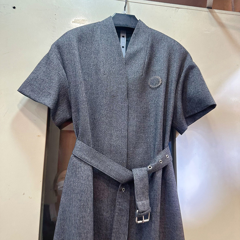 Thirteen line Australian French style niche shoulder length short sleeved breasted dress with waistband A2 # 8564 Thirteen line Australian French style niche shoulder length short sleeved breasted dress with waistband A2 # 8564