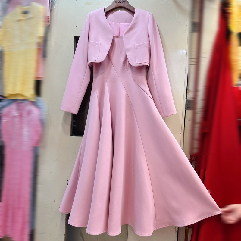 Thirteen line Vietnam niche short coat dress big swing long skirt long sleeved small coat two-piece set A2 # 8365 Thirteen line Vietnam niche short coat dress big swing long skirt long sleeved small coat two-piece set A2 # 8365