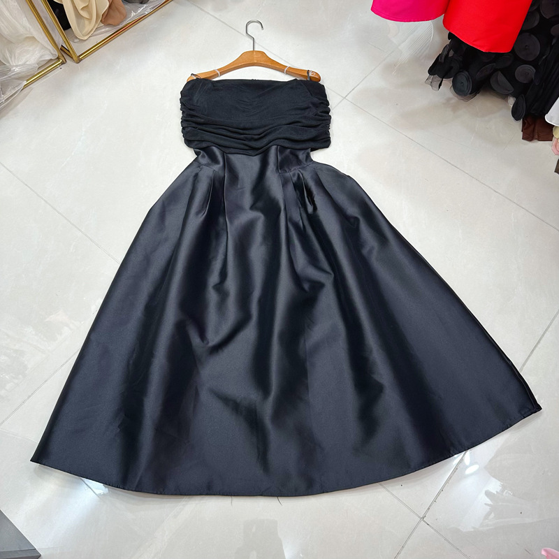 Thirteen line Australian niche designer's one neck backless elegant dress, strapless dress A2 # 8517 Thirteen line Australian niche designer's one neck backless elegant dress, strapless dress A2 # 8517