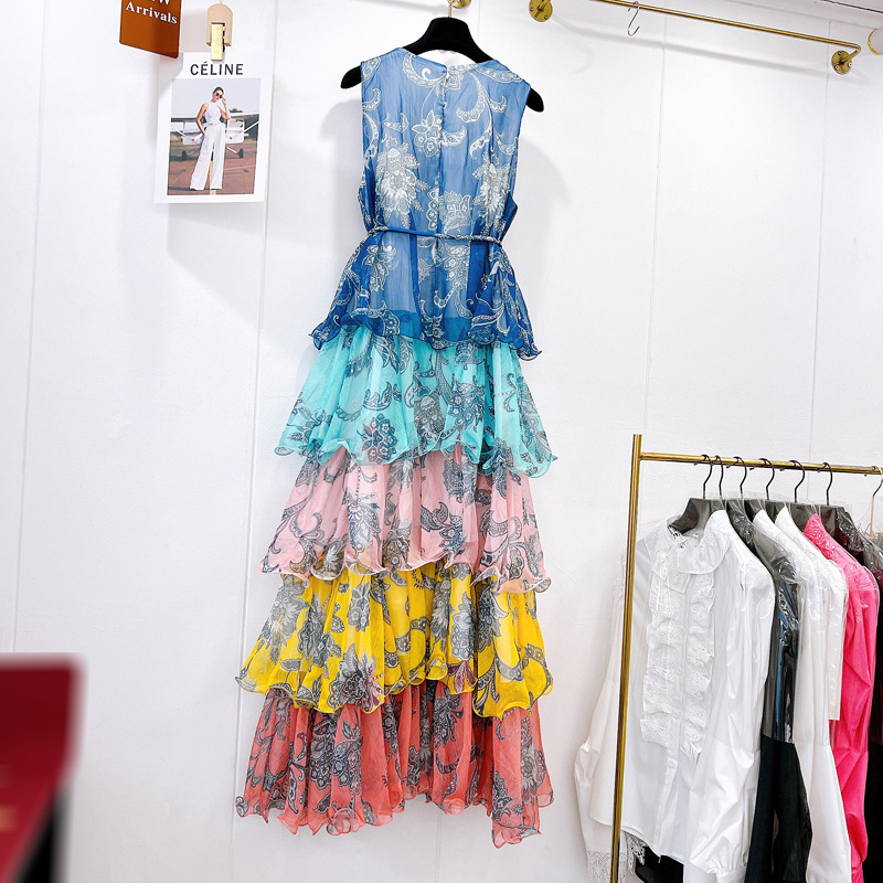 Thirteen lines Bohemian retro hanging neck sleeveless design layered ruffle edge cake vest long skirt A3 # 5555 Thirteen lines Bohemian retro hanging neck sleeveless design layered ruffle edge cake vest long skirt A3 # 5555