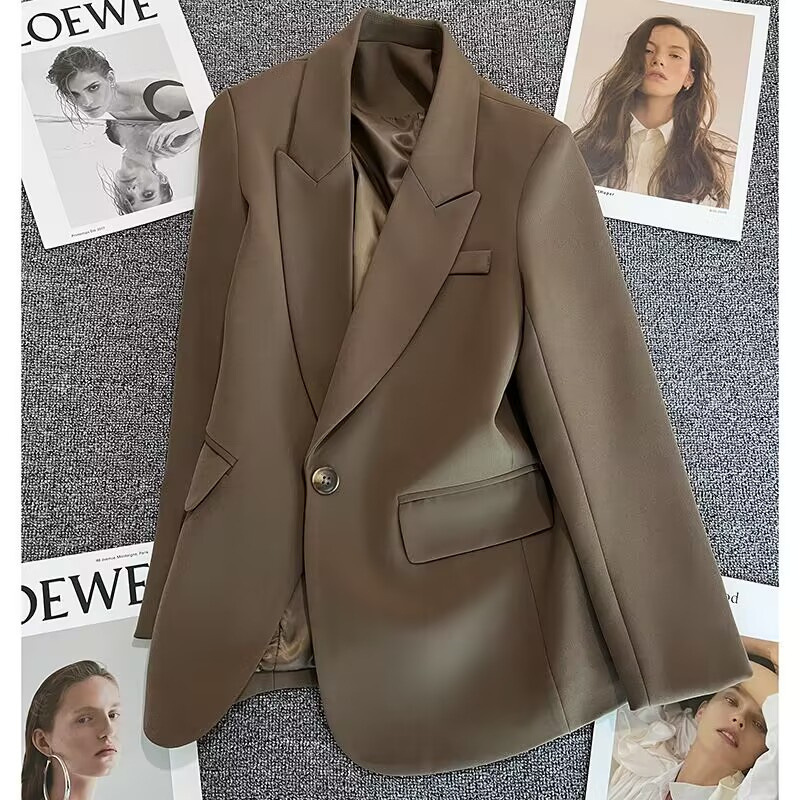 Green suit jacket for women in the spring and autumn of 2025, new small size with one button fashion trend and versatile temperament suit Green suit jacket for women in the spring and autumn of 2025, new small size with one button fashion trend and versatile temperament suit
