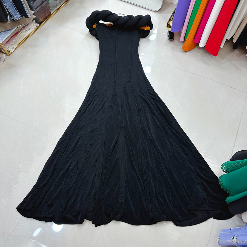 Thirteen line Vietnamese Fried Dough Twists knitting straight neck sleeveless waist pompon super long wool woven dress C1 # 1986 Thirteen line Vietnamese Fried Dough Twists knitting straight neck sleeveless waist pompon super long wool woven dress C1 # 1986