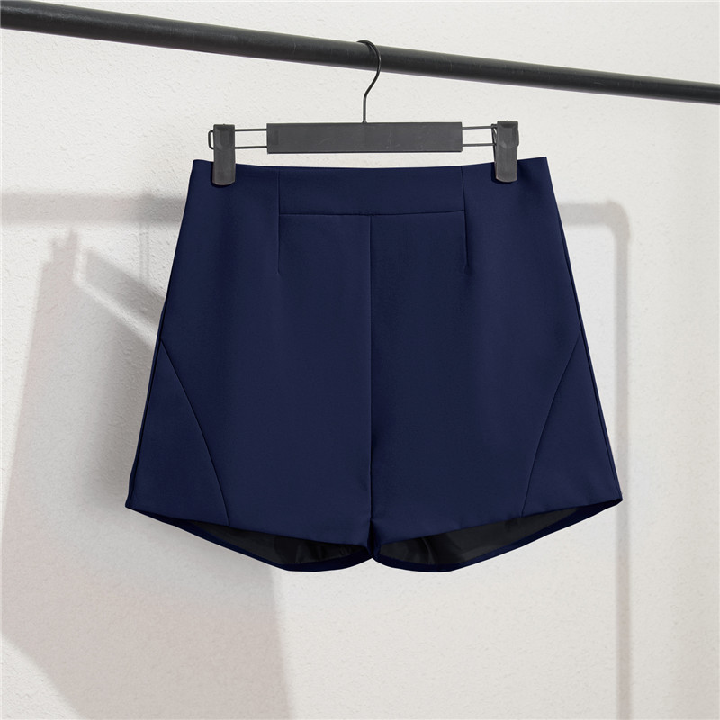 Spring/summer shorts for women, high waisted A-line oversized black, autumn thin, casual base, spring loose wide leg pants Spring/summer shorts for women, high waisted A-line oversized black, autumn thin, casual base, spring loose wide leg pants