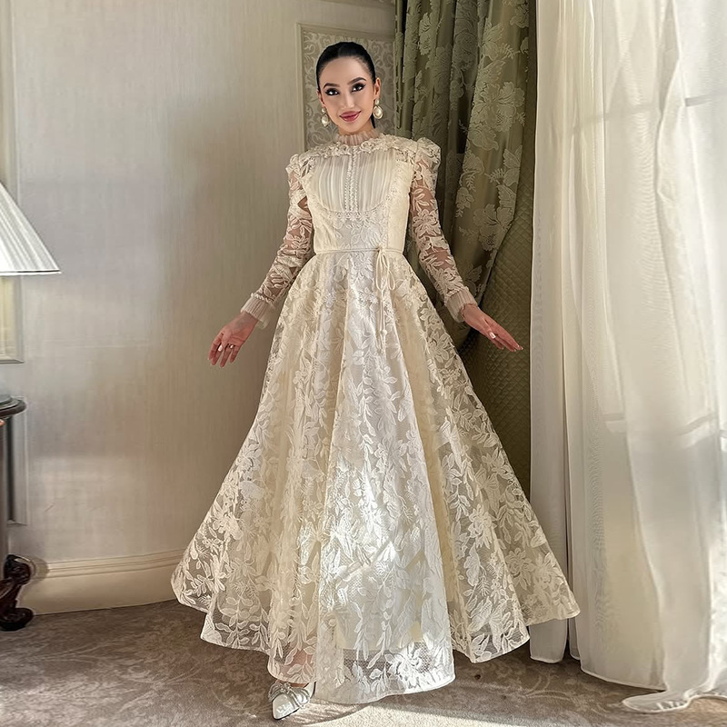 French socialite style niche light luxury dress 2025 new water-soluble embroidered lace high-end temperament dress