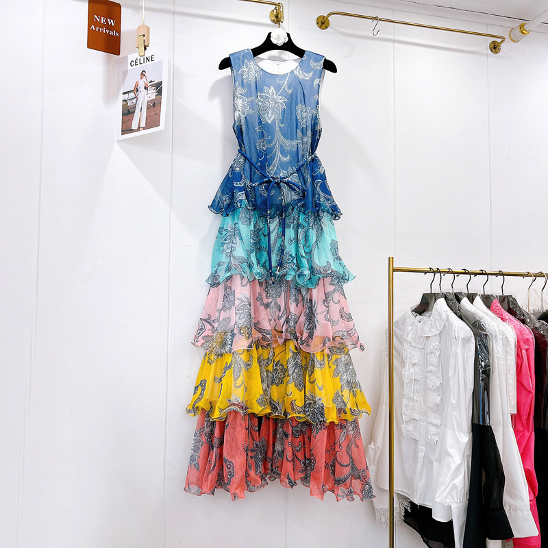 Thirteen lines Bohemian retro hanging neck sleeveless design layered ruffle edge cake vest long skirt A3 # 5555 Thirteen lines Bohemian retro hanging neck sleeveless design layered ruffle edge cake vest long skirt A3 # 5555