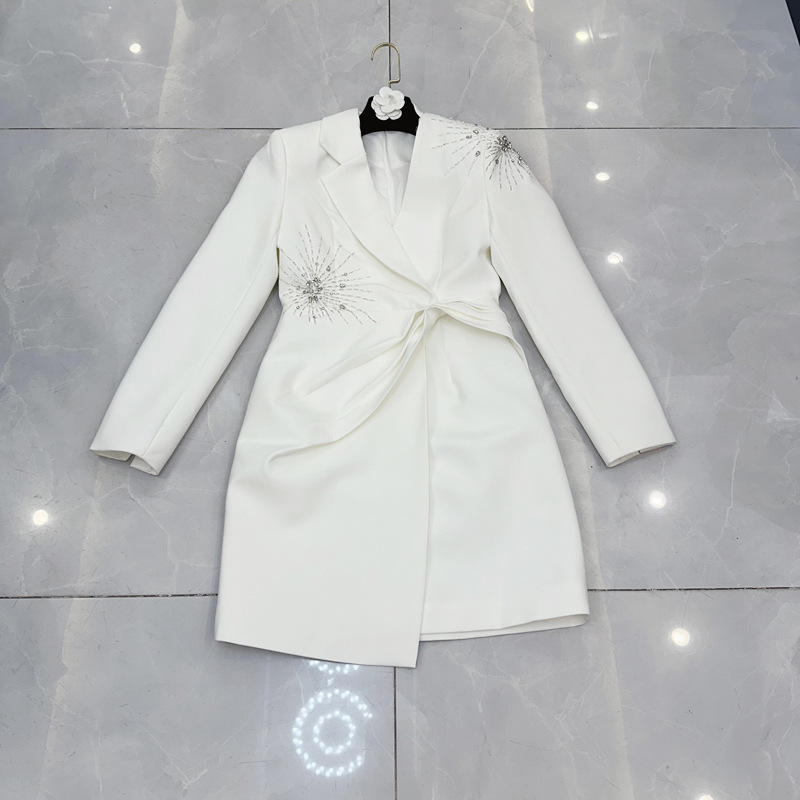 Thirteen Rows Vietnam's niche new white heavy-duty nail bead neat commuting style suit dress A3 # 2011 Thirteen Rows Vietnam's niche new white heavy-duty nail bead neat commuting style suit dress A3 # 2011