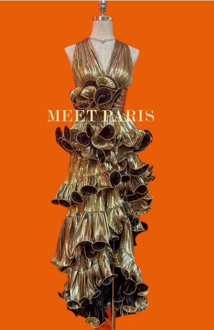 Thirteen line set dress Thirteen line set dress