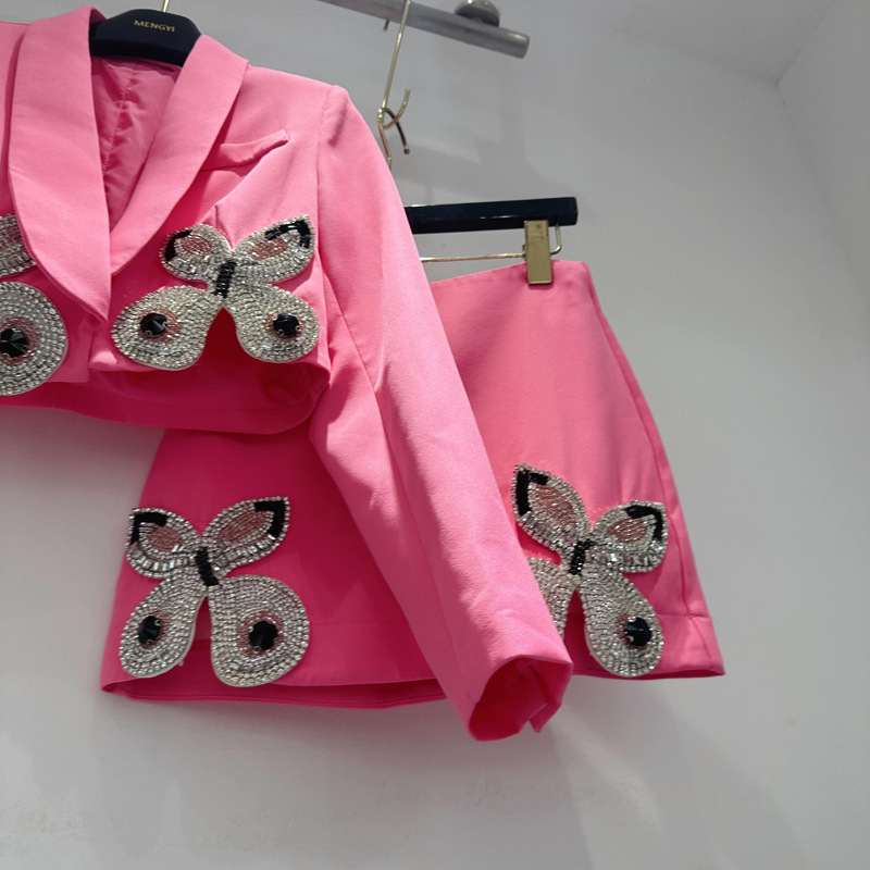 Thirteen line socialite high-end diamond studded butterfly suit, lapel deep V suit top+high waisted skirt F1 # 6823 Thirteen line socialite high-end diamond studded butterfly suit, lapel deep V suit top+high waisted skirt F1 # 6823