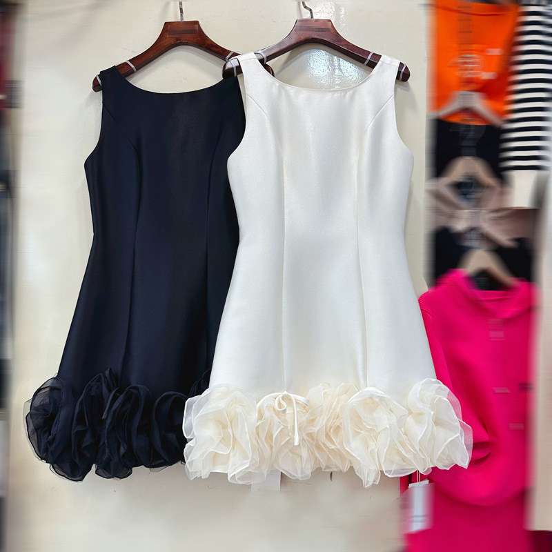 Thirteen line bow mesh patchwork dress with ruffle edge hanging neck and exposed back, solid color sexy short skirt C2 # 2552