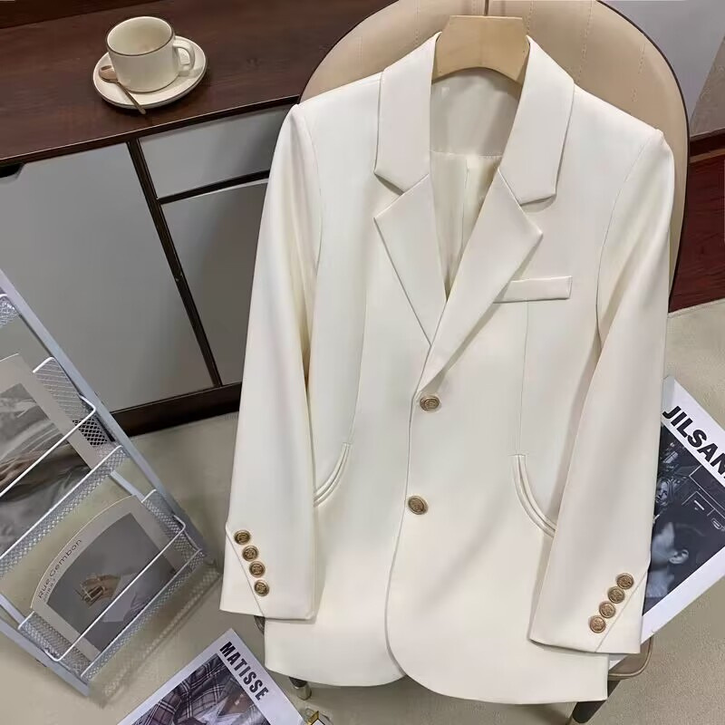 White suit jacket for women, autumn 2025 new design, fashionable and versatile temperament, single breasted small suit for women White suit jacket for women, autumn 2025 new design, fashionable and versatile temperament, single breasted small suit for women