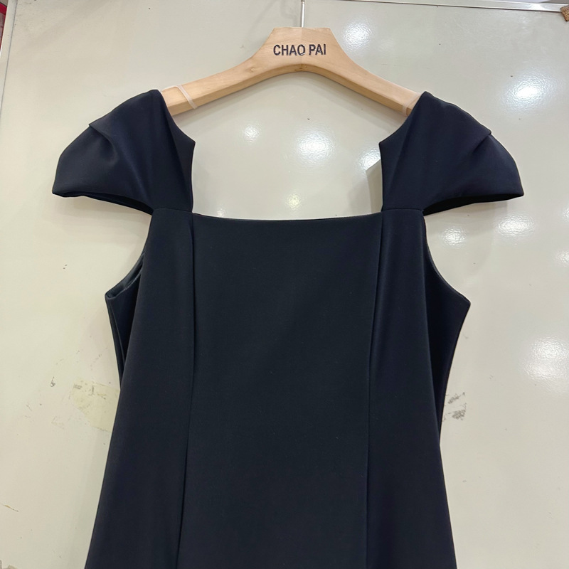 Thirteen line Australian mature socialite elegant slimming pleated solid color French square neck dress long C1 # 2102 Thirteen line Australian mature socialite elegant slimming pleated solid color French square neck dress long C1 # 2102