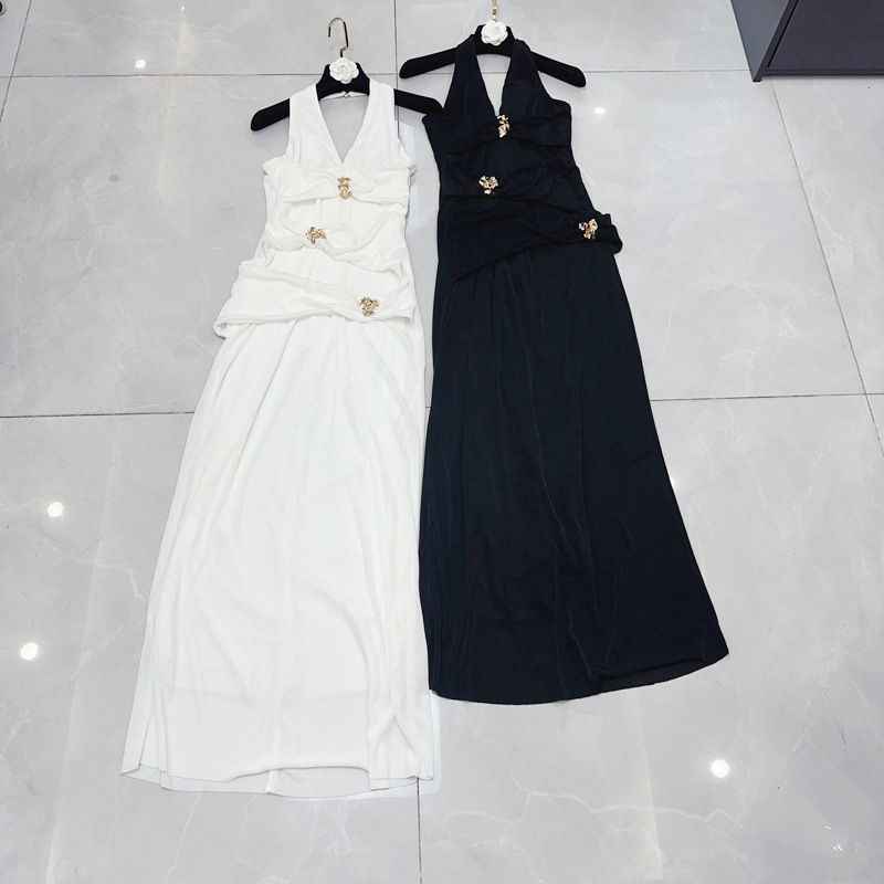 Thirteen line Vietnamese designer elegant pure desire style deep V hanging neck backless pleated decorative dress C1 # 1613