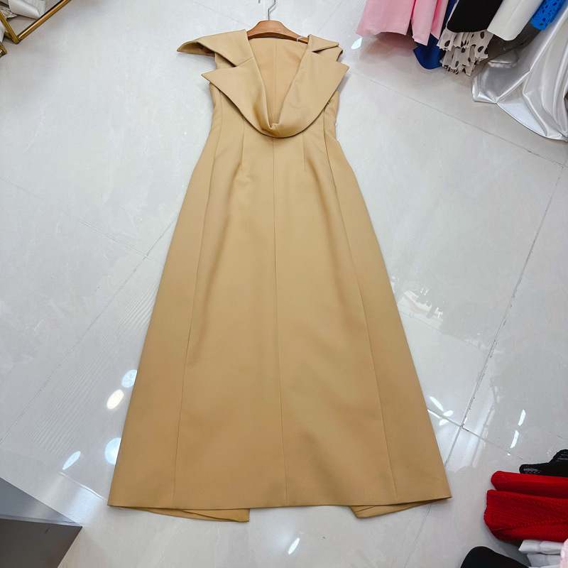 Thirteen line socialite mature style U-shaped backless Vietnamese new slit niche design dress curve A2 # 8031 Thirteen line socialite mature style U-shaped backless Vietnamese new slit niche design dress curve A2 # 8031