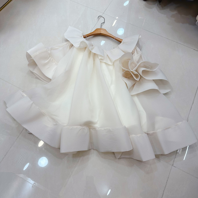 Thirteen line Australian niche versatile slimming one shoulder lotus leaf edge design sense niche dress A2 # 8351 Thirteen line Australian niche versatile slimming one shoulder lotus leaf edge design sense niche dress A2 # 8351