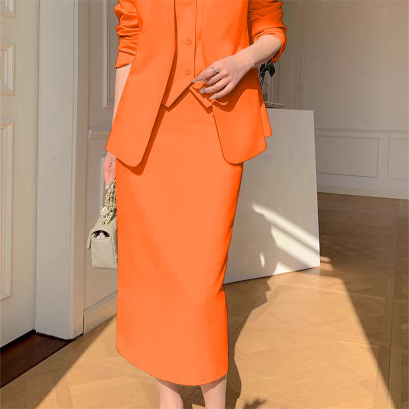 Large size suit set for women in spring and autumn, with a slim and loose fit, suitable for casual commuting, professional attire, and temperament. Two piece suit for women Large size suit set for women in spring and autumn, with a slim and loose fit, suitable for casual commuting, professional attire, and temperament. Two piece suit for women