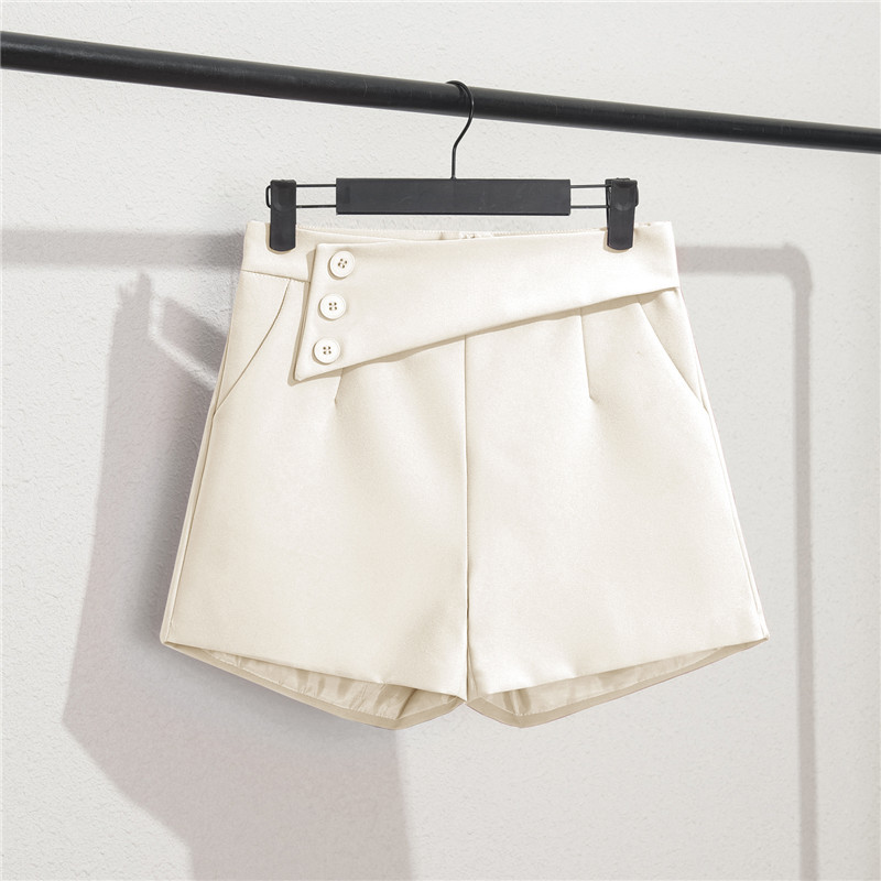 Spring/summer shorts for women, high waisted A-line oversized black, autumn thin, casual base, spring loose wide leg pants Spring/summer shorts for women, high waisted A-line oversized black, autumn thin, casual base, spring loose wide leg pants