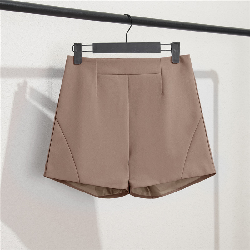 Off white suit shorts, women's black summer thin style, 2025 new loose high waisted A-line casual wide leg hot pants Off white suit shorts, women's black summer thin style, 2025 new loose high waisted A-line casual wide leg hot pants