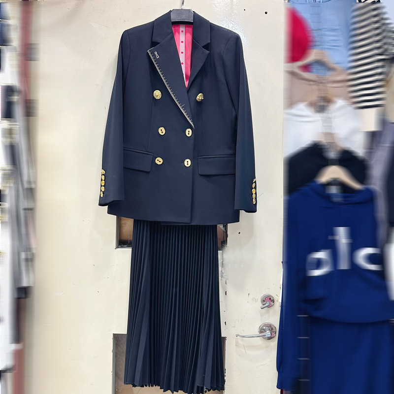 Thirteen line Australian light luxury generous double breasted design suit jacket British style loose top A2 # 8375 Thirteen line Australian light luxury generous double breasted design suit jacket British style loose top A2 # 8375