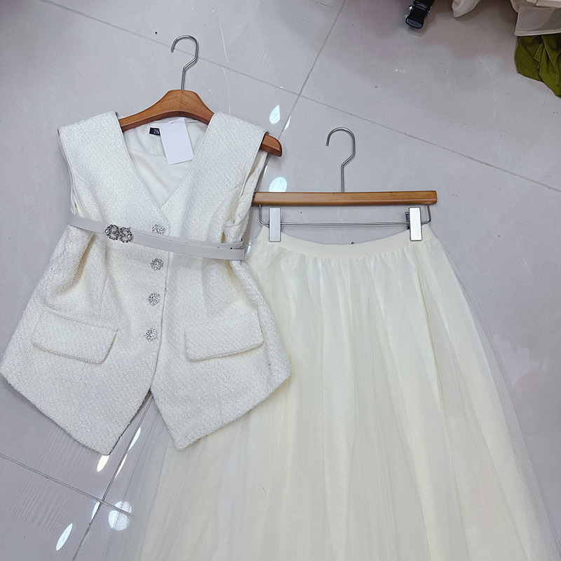 Thirteen element small fragrant style dress set, new popular item, high-end sense, vest mesh skirt two-piece set, A2 # 8566 Thirteen element small fragrant style dress set, new popular item, high-end sense, vest mesh skirt two-piece set, A2 # 8566