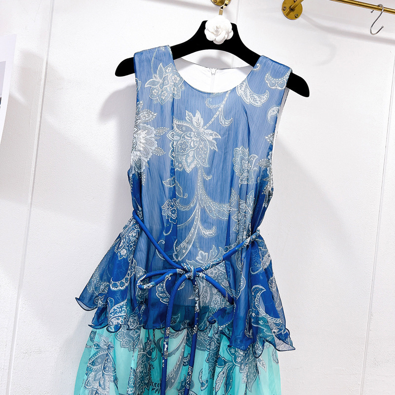 Thirteen lines Bohemian retro hanging neck sleeveless design layered ruffle edge cake vest long skirt A3 # 5555 Thirteen lines Bohemian retro hanging neck sleeveless design layered ruffle edge cake vest long skirt A3 # 5555