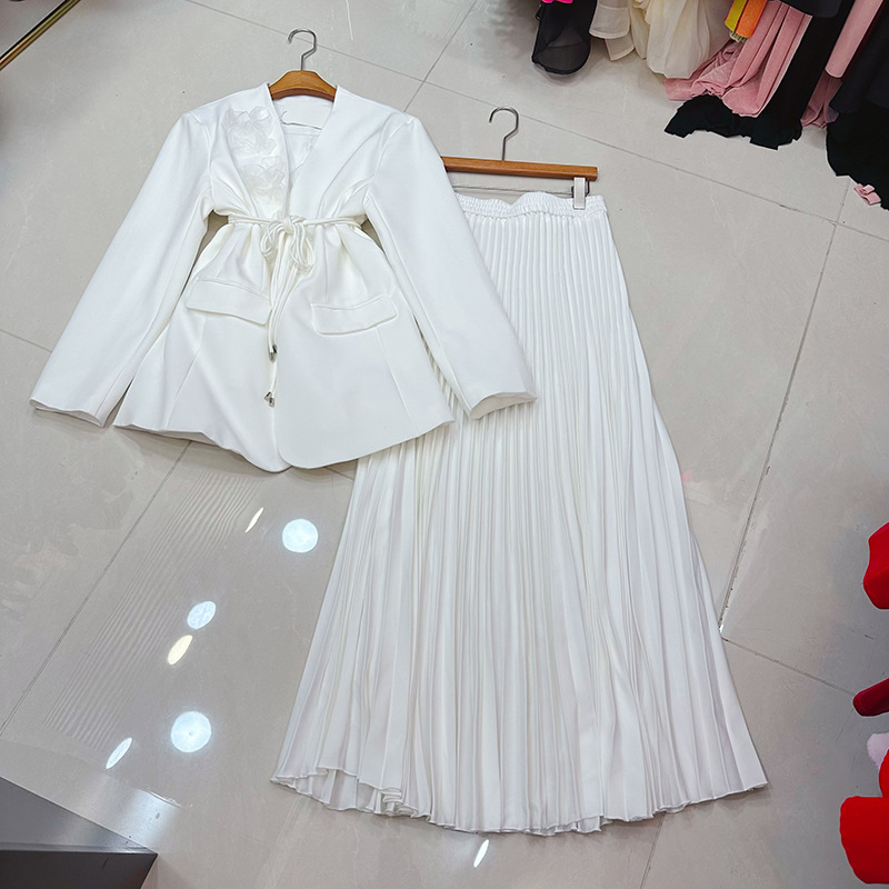 Thirteen line Australian high-end fashion suit temperament socialite suit+pleated skirt skirt two-piece set A2 # 1003 Thirteen line Australian high-end fashion suit temperament socialite suit+pleated skirt skirt two-piece set A2 # 1003