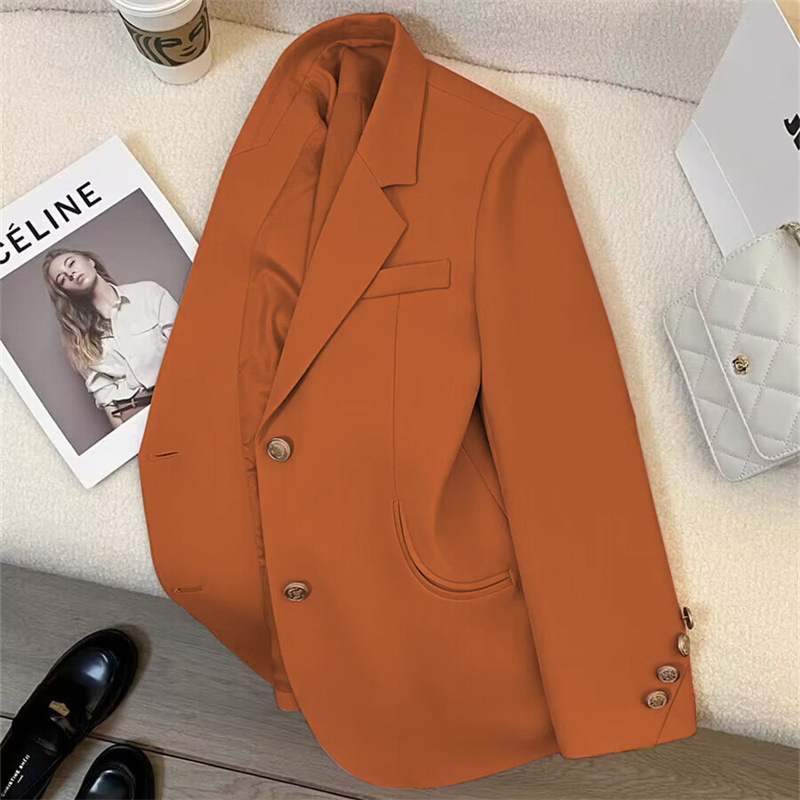 New khaki suit jacket for autumn 2025, women's retro British style, high-end design, versatile small suit New khaki suit jacket for autumn 2025, women's retro British style, high-end design, versatile small suit