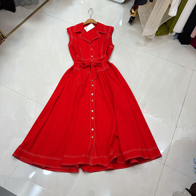 Thirteen line Australian niche open line design with lace up waist buckle khaki sleeveless dress A1 # 8576 Thirteen line Australian niche open line design with lace up waist buckle khaki sleeveless dress A1 # 8576