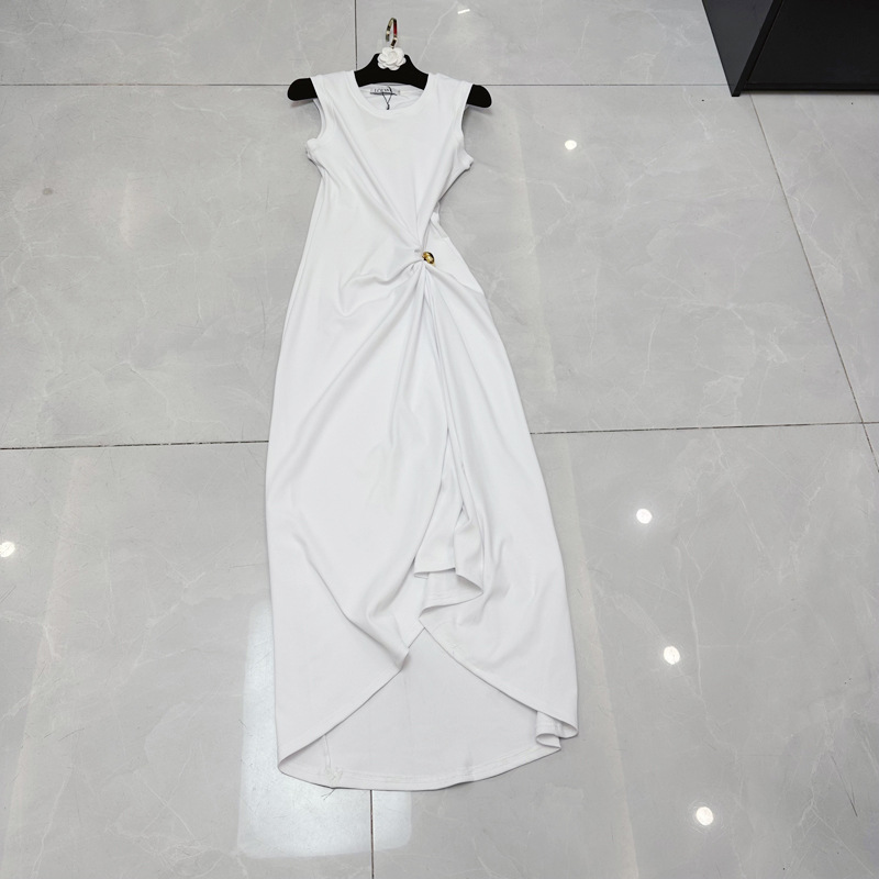 Thirteen Rows Vietnam's niche asymmetrical sleeveless round neck pleated waist vest dress, mid length dress C1 # 1615 Thirteen Rows Vietnam's niche asymmetrical sleeveless round neck pleated waist vest dress, mid length dress C1 # 1615