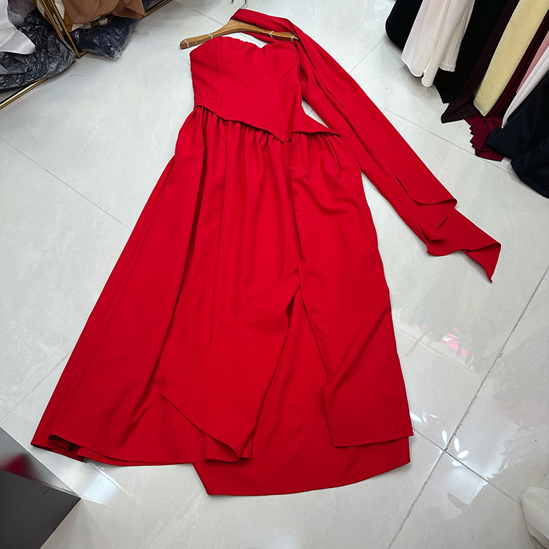 Thirteen lines new Australian age reducing personalized strap slit fake two-piece strapless dress with shawl A1 # 8542 Thirteen lines new Australian age reducing personalized strap slit fake two-piece strapless dress with shawl A1 # 8542