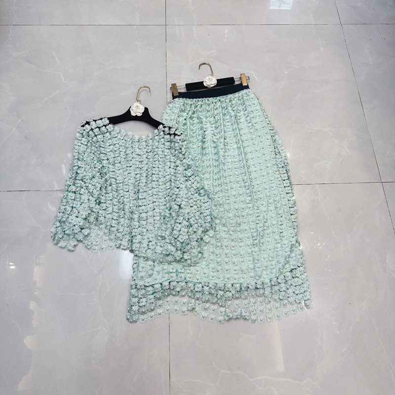 Thirteen line European and American perspective nail bead hollow water-soluble lace top+high waist skirt long skirt set A3 # 2277 Thirteen line European and American perspective nail bead hollow water-soluble lace top+high waist skirt long skirt set A3 # 2277