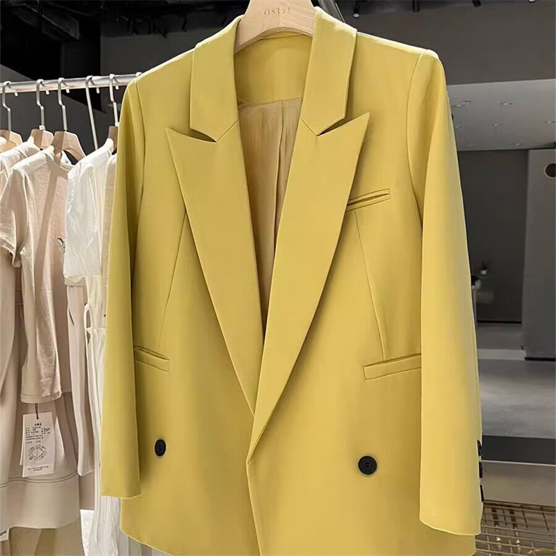 Yellow mini suit jacket for women's Spring and Autumn 2025 new Korean version straight tube casual niche design explosive street trend top Yellow mini suit jacket for women's Spring and Autumn 2025 new Korean version straight tube casual niche design explosive street trend top