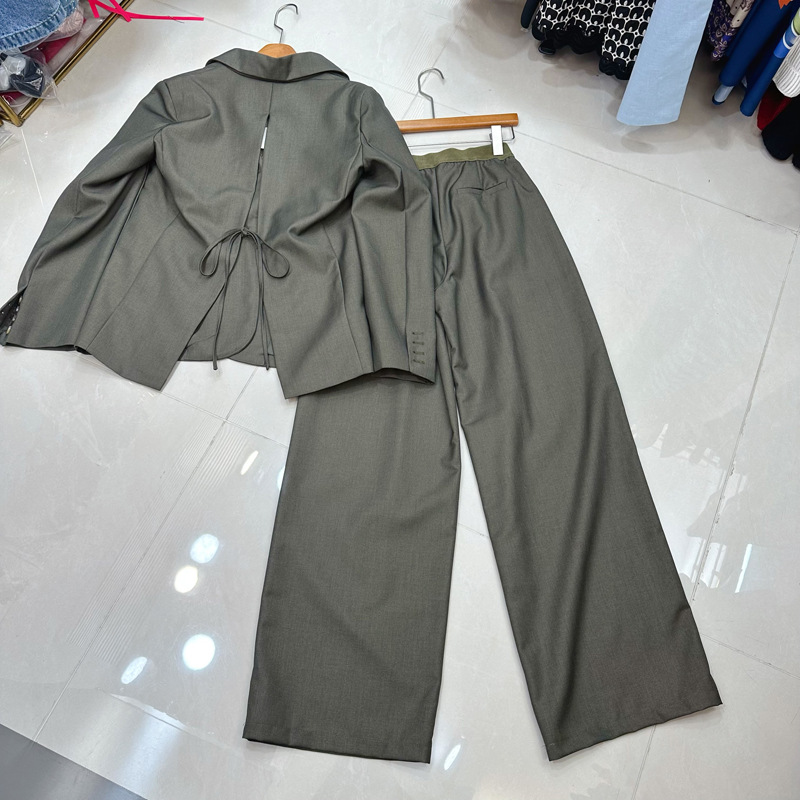 Thirteen element design sense, back split lace up backless loose suit+wide leg trousers set, two-piece set A2 # 8186 Thirteen element design sense, back split lace up backless loose suit+wide leg trousers set, two-piece set A2 # 8186