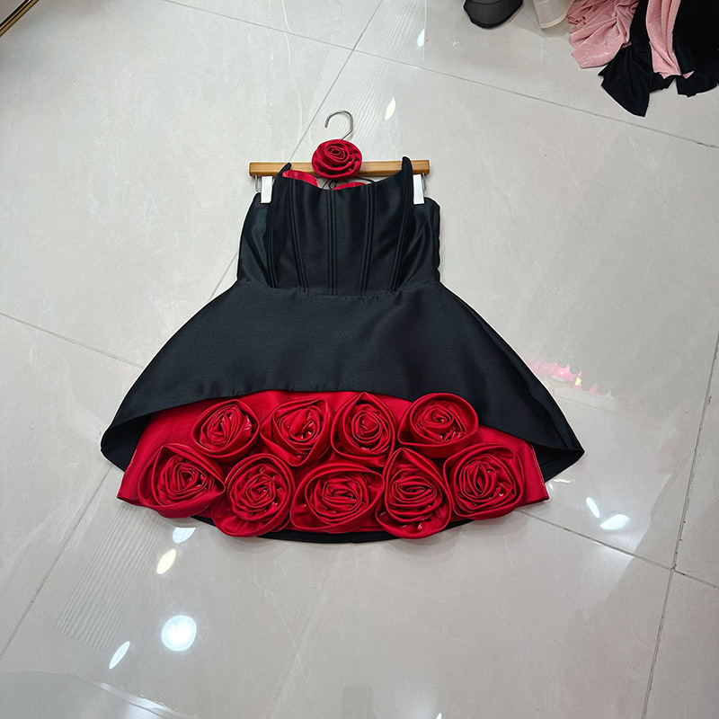Thirteen Elements Light Luxury Banquet Vietnam Design Three Dimensional Flower Fishbone Skirt Match Dress with Flower A2 # 8586 Thirteen Elements Light Luxury Banquet Vietnam Design Three Dimensional Flower Fishbone Skirt Match Dress with Flower A2 # 8586