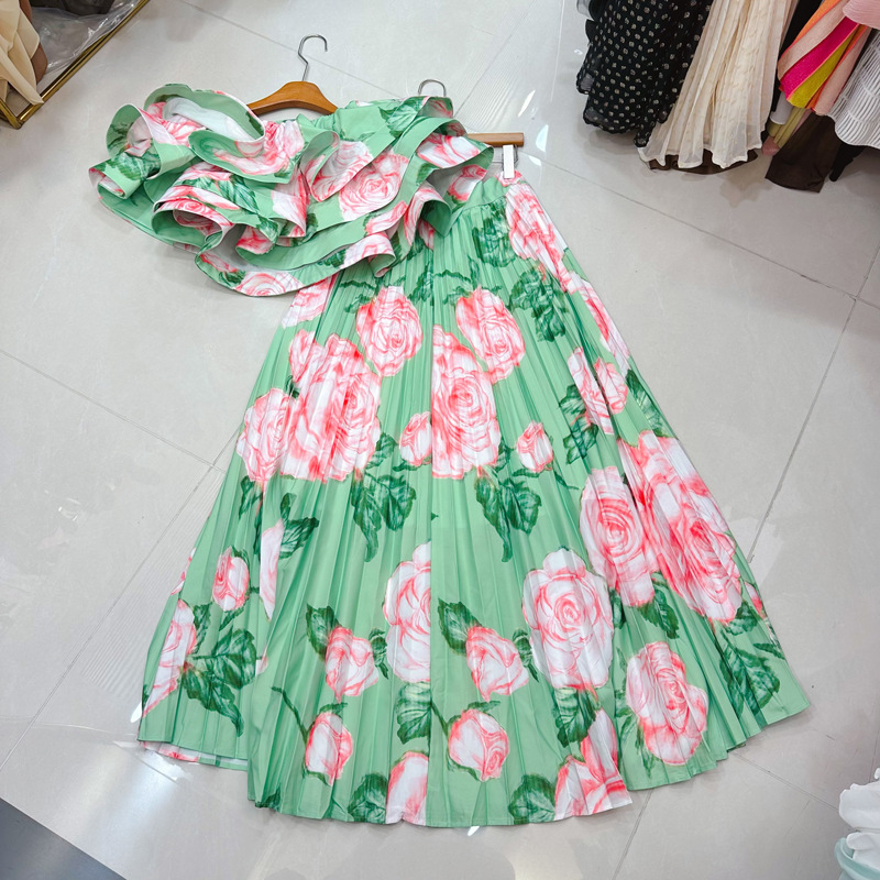 Thirteen line Australian niche print one neck layered pullover+pleated skirt set A2 # 8504 Thirteen line Australian niche print one neck layered pullover+pleated skirt set A2 # 8504