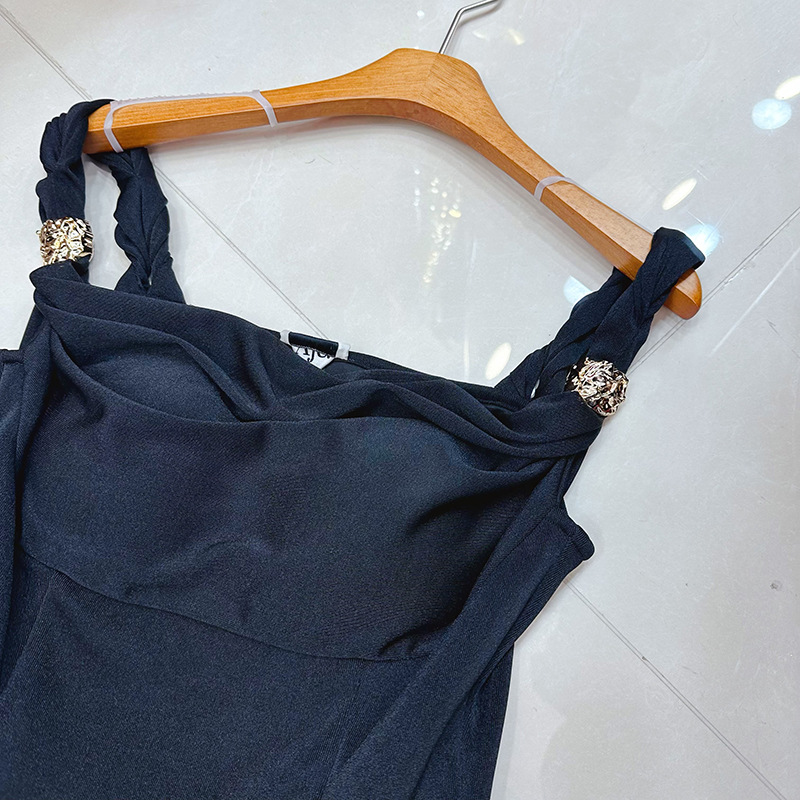 Thirteen line Australian French niche metal buckle sleeveless suspender black patchwork dress long skirt A1 # 1036 Thirteen line Australian French niche metal buckle sleeveless suspender black patchwork dress long skirt A1 # 1036